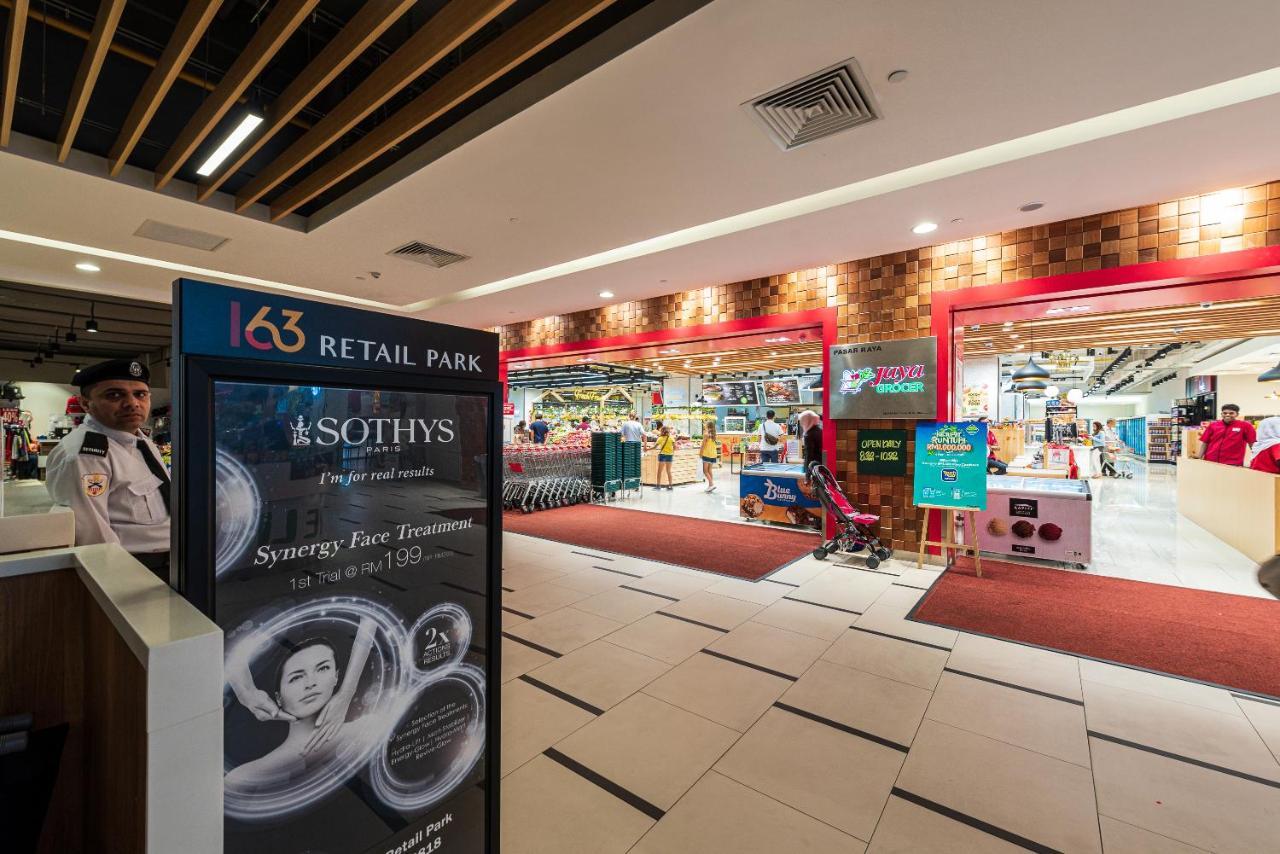 Luxury Arcoris Mont Kiara Nx 163Mall 1Bedroom 4 Pax Kuala Lumpur Bagian luar foto